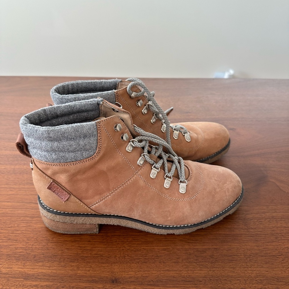 Dr. Scholl's Tan Ankle Boots